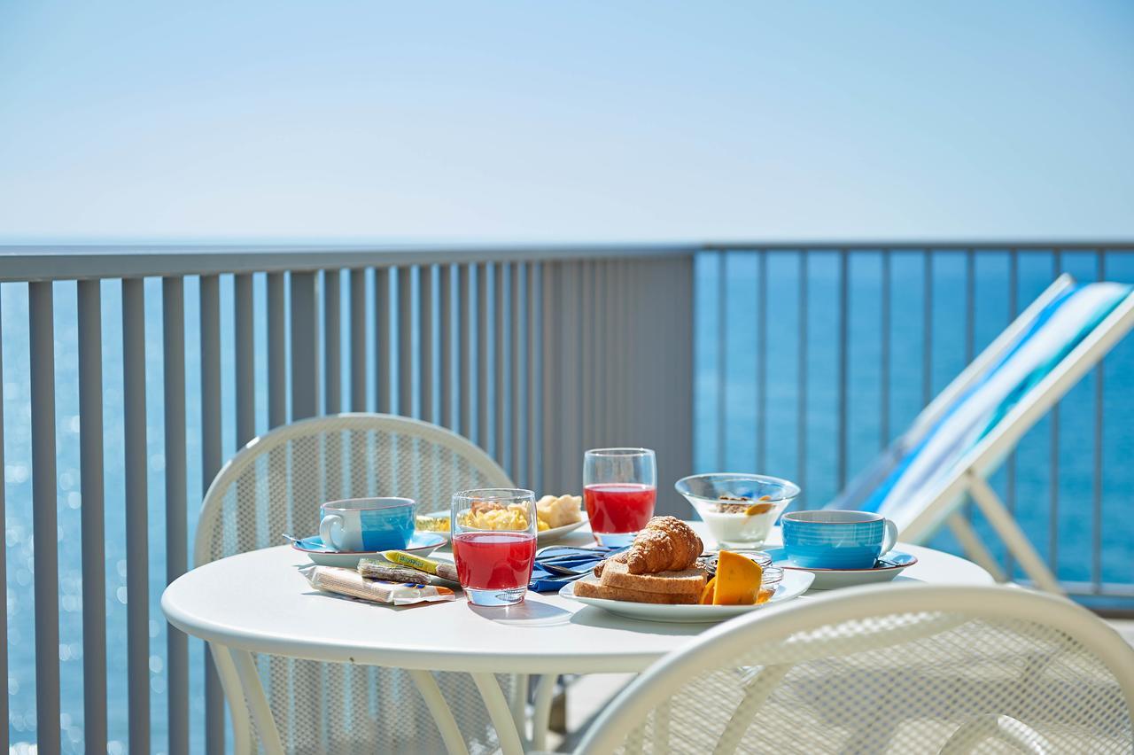 Hotel Croce Di Malta Империя Экстерьер фото